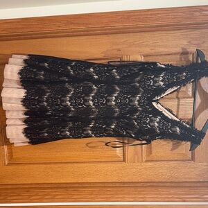 Elegant Black and Cream Lace Dress